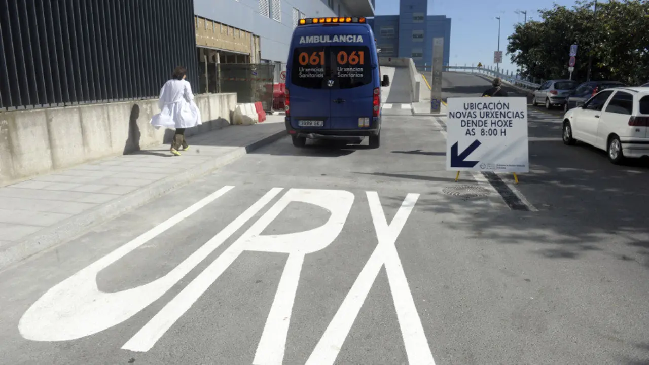 Entrada do servizo de Urxencias do Chuac. ARCHIVO