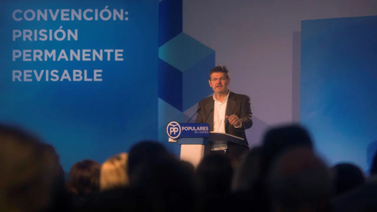 Rafael Catalá, en la Convención Nacional del PP sobre la prisión permanente revisable. RAFA ALCAIDE (EFE)