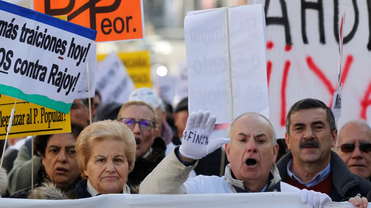 Manifestación convocada por el Grupo Afectados Fórum Afinsa. EFE