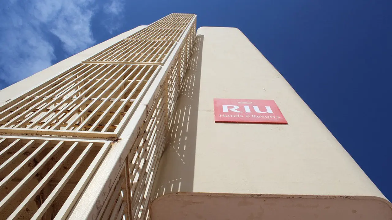 Imagotipo de la cadena Riu