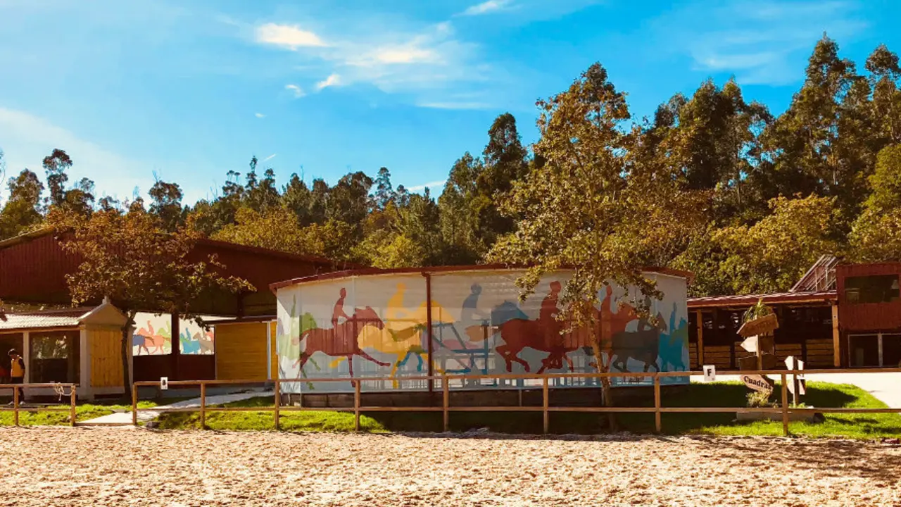 Instalaciones de A Luaira Espazo Natural. CEDIDA