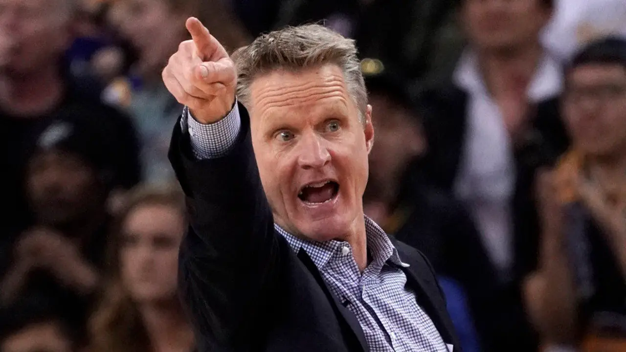 Steve Kerr. JOHN G. MABANGLO (EFE)