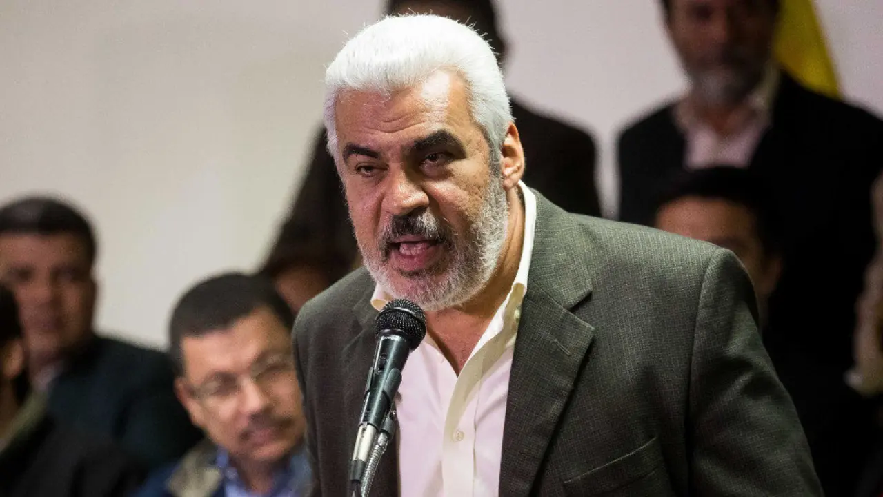 O coordinador político da Mesa de Unidad Democrática (MUD), Ángel Oropeza. MIGUEL GUTIÉRREZ (EFE)