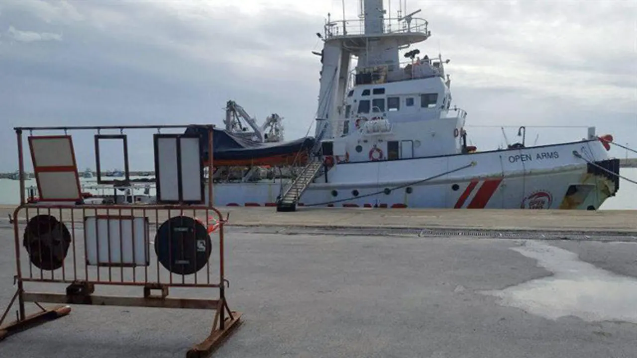 El barco español Open Arms, inmovilizado en Sicilia. GIANNI MOLE