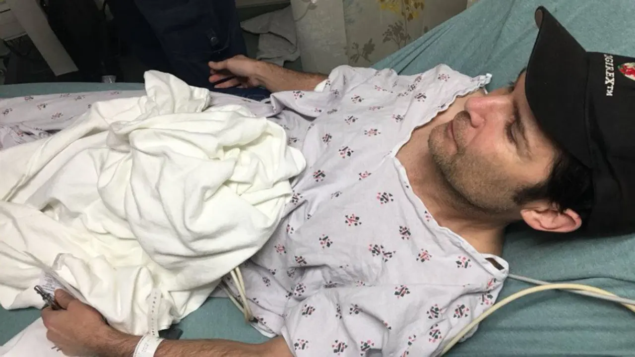Corey Feldman tras el supuesto ataque. TWITTER (@Corey_Feldman)
