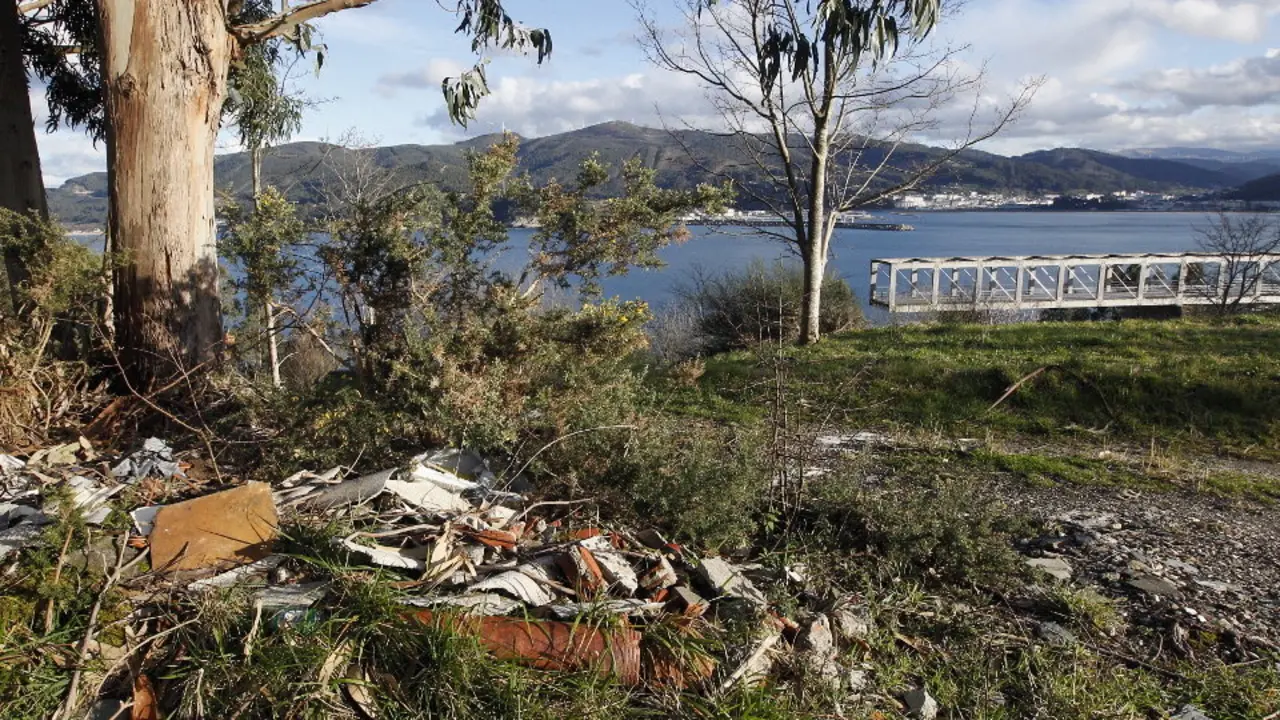 Vertedoiro incontrolado na Ínsua. ÁLVEZ