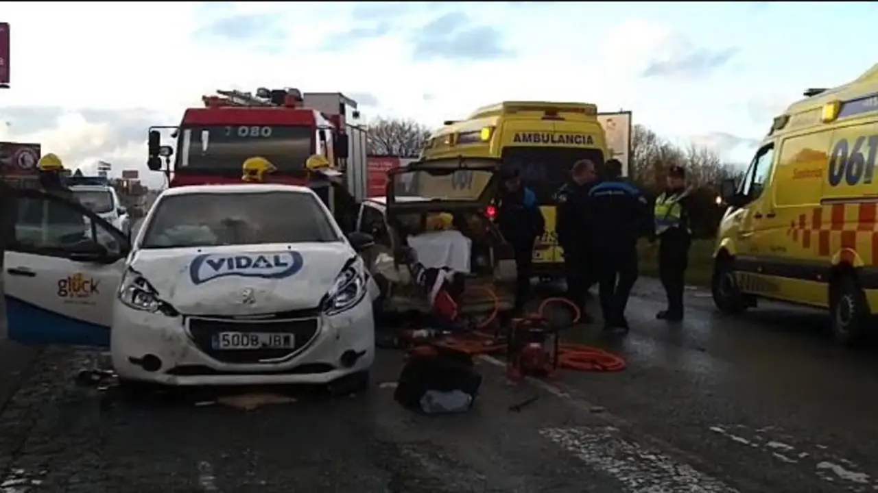 Los vehículos implicados en el suceso. SEBAS SENANDE