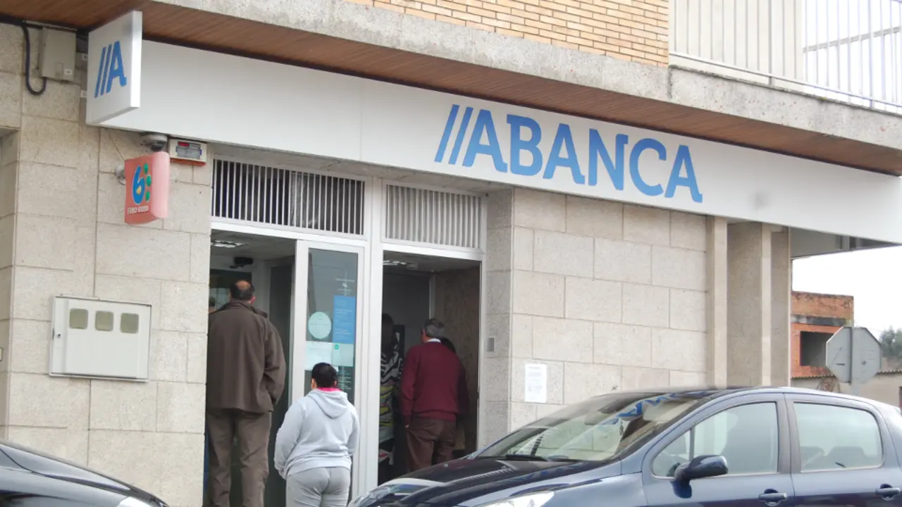 Una oficina de Abanca. MARÍA ROCA
