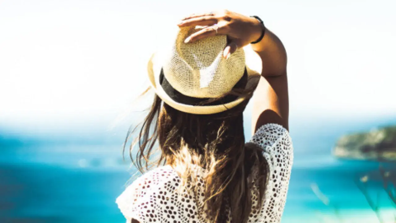 Una chica, al sol. EP