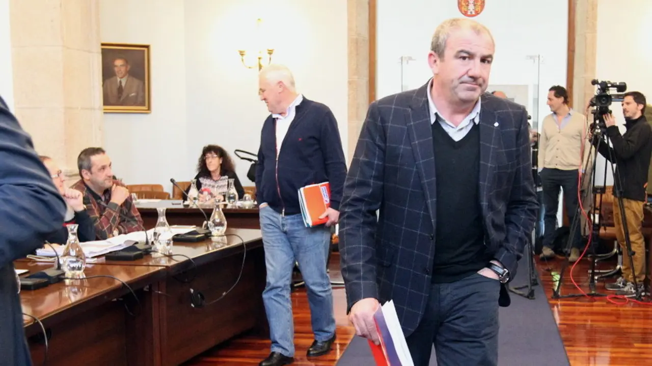 Campos y Martínez, a su llegada al pleno del martes. J.VÁZQUEZ