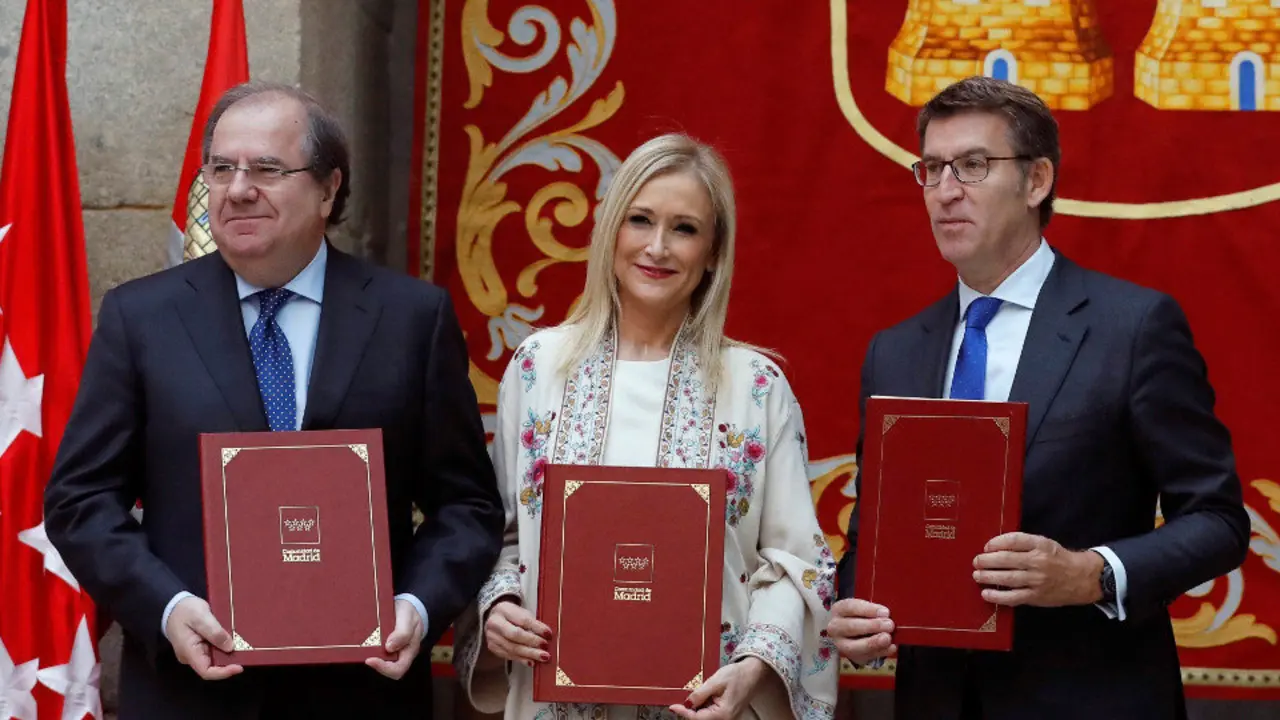 Juan Vicente Herrera (izquierda), Cristina Cifuentes y Alberto Núñez Feijóo, en una imagen de archivo. JUAN CARLOS HIDALGO