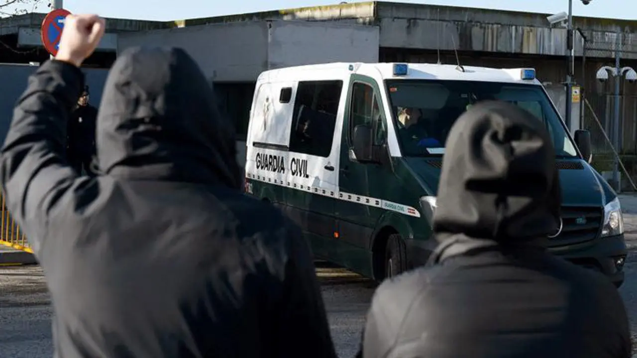 Traslado de los acusados por las agresiones de Alsasua. FERNANDO VILAR