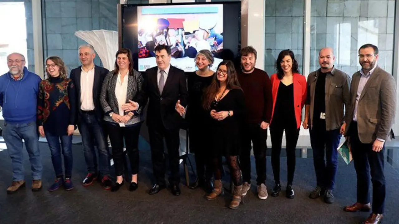 Presentación do borrador do plan de dinamización do galego na mocidade. XOÁN REY (EFE)