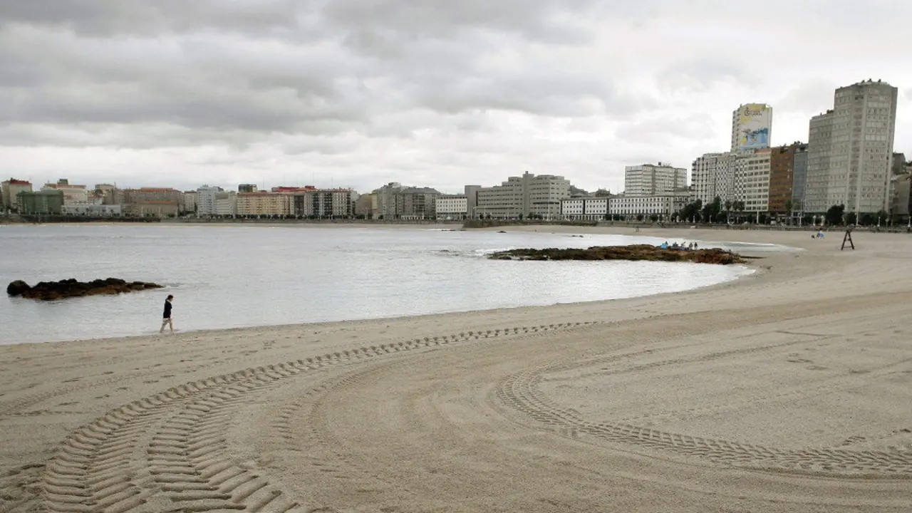 Praia de Riazor. CABALAR (EFE)