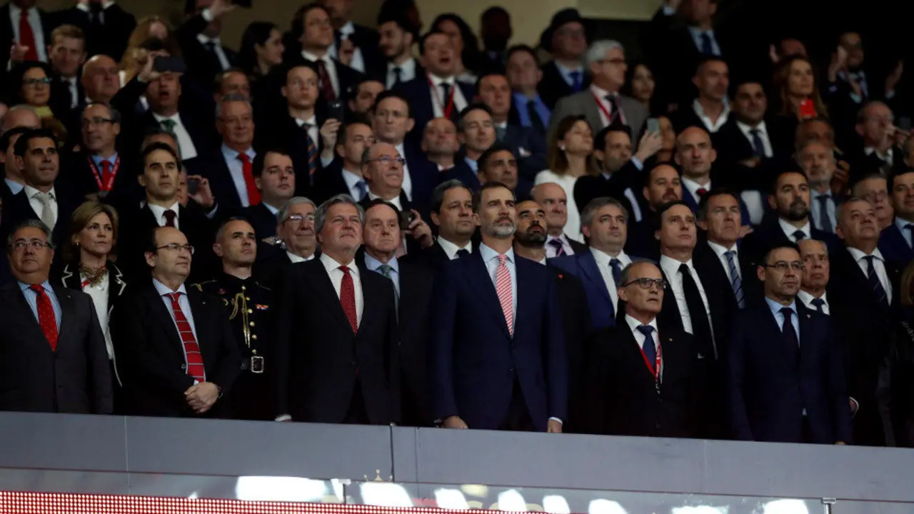 No se me oye, pero estoy pitando. KIKO HUESCA (EFE)