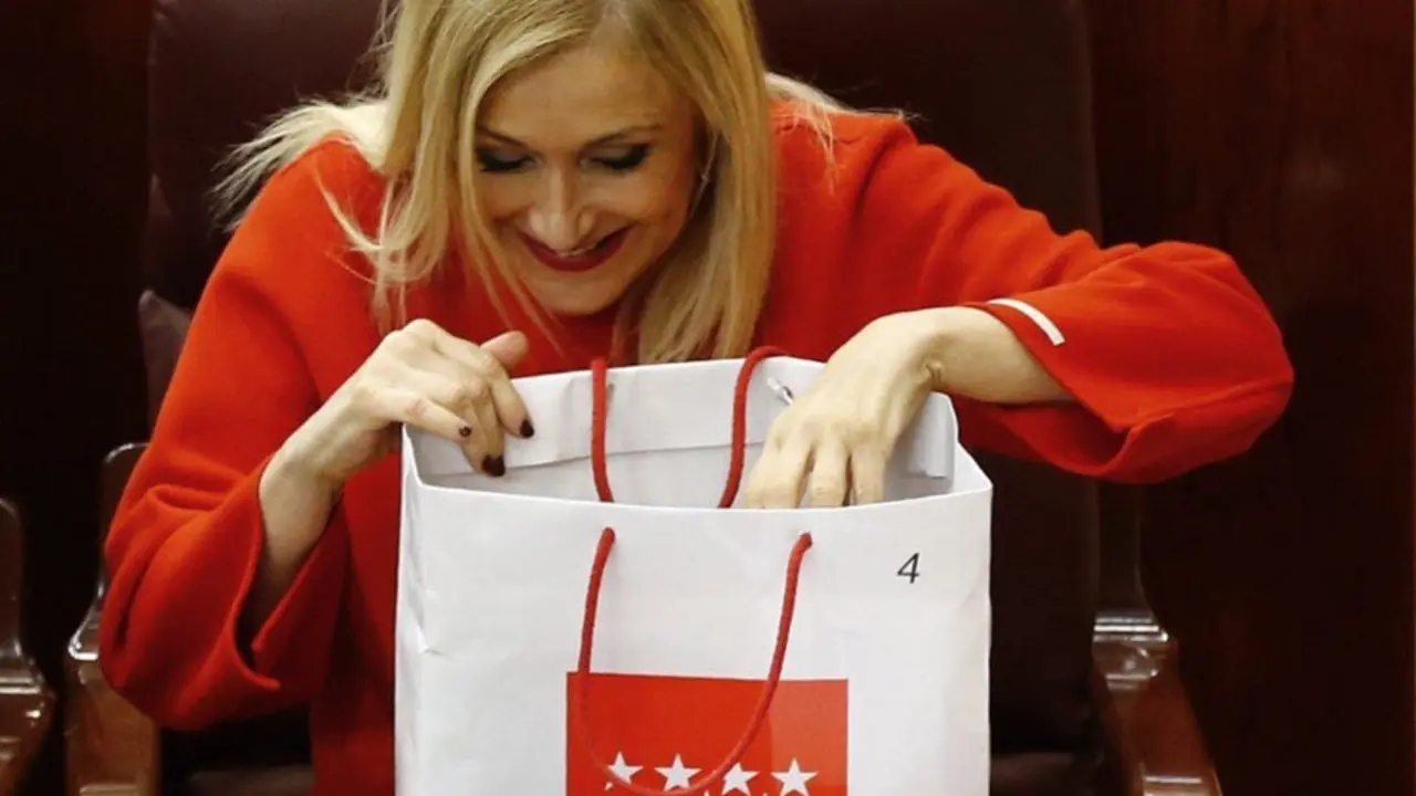 Uno de los memes que llenaron las redes tras la dimisión de Cristina Cifuentes.