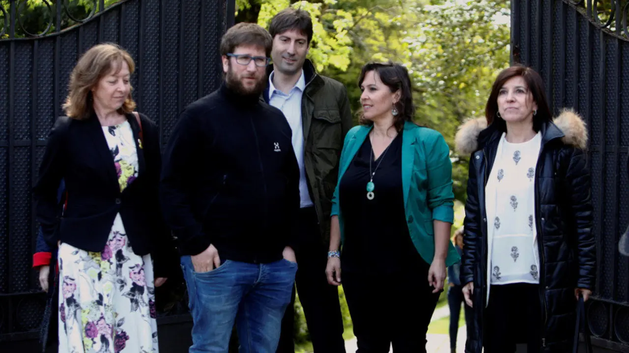 A delegación de eurodiputados que participan nunha serie de actividades na Coruña relacionadas coa memoria histórica han visitado o Pazo de Meirás. CABALAR [EFE]