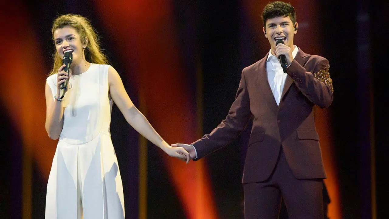 Primer ensayo de los representantes españoles de Eurovisión, Amaia y Alfred. RAÚL TEJEDOR [EFE]