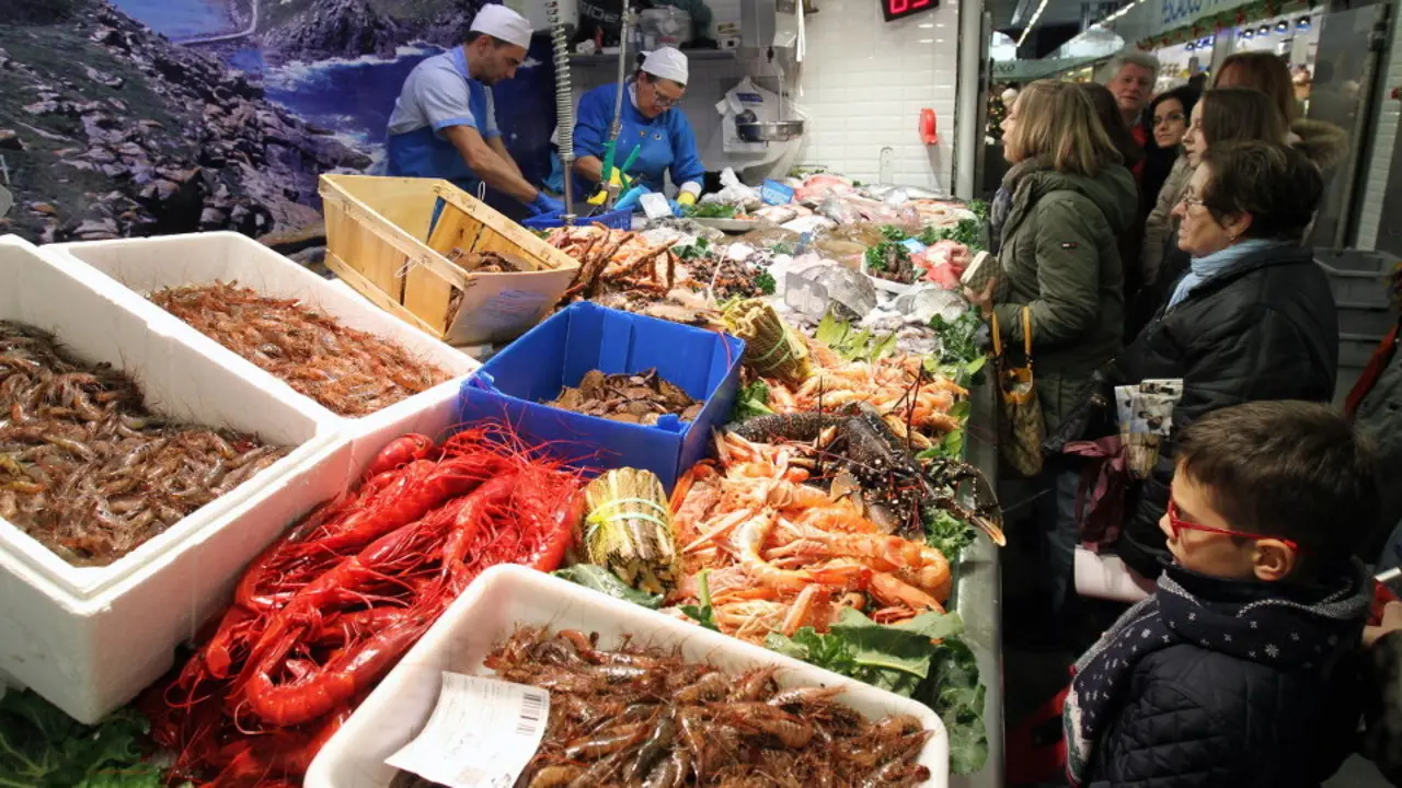 Venta de marisco. AEP