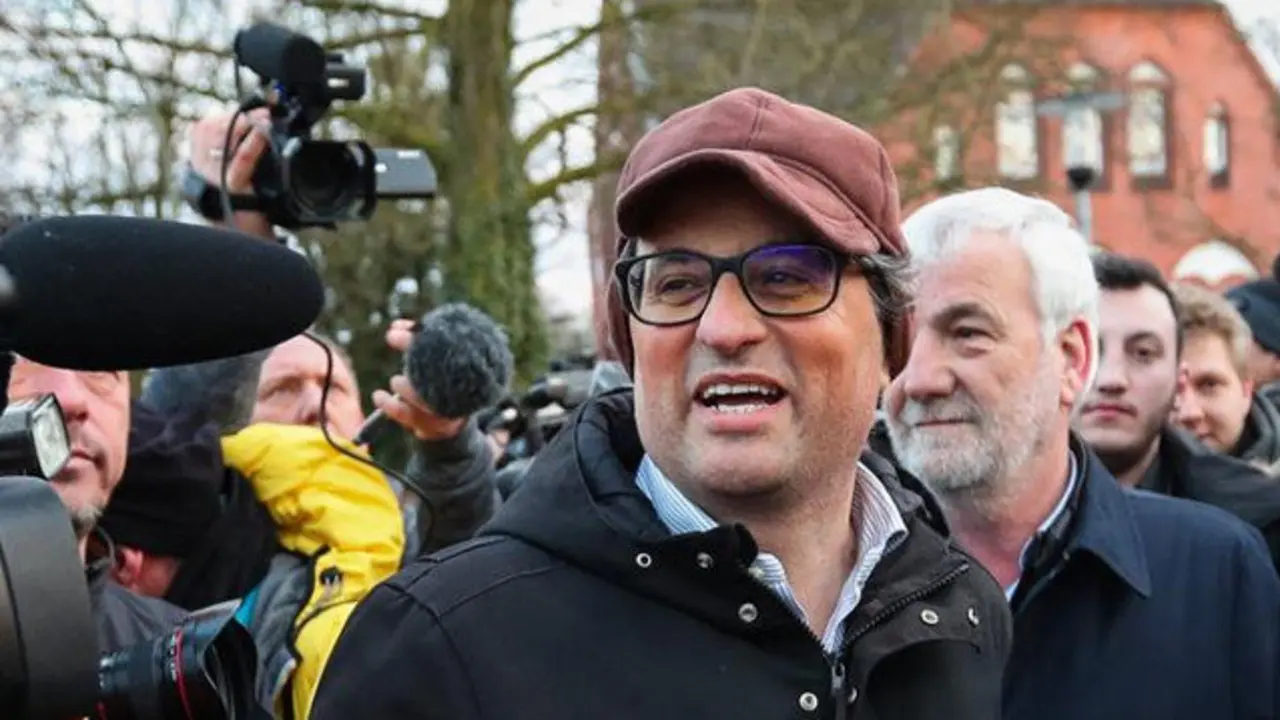 El diputado del PdeCat Quim Torra, llegando a la cárcel de Neumünster, Alemania. SRDJAN SUKI (EFE) 