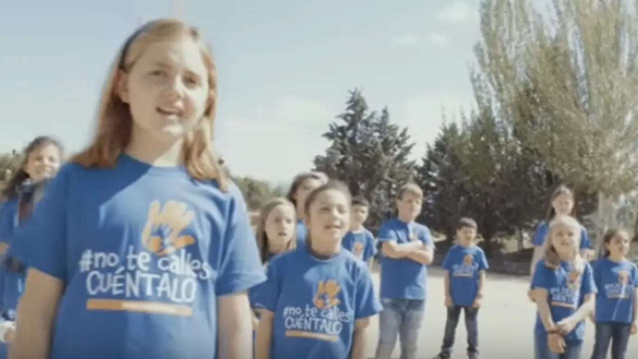 Un instante do videoclip 'No te calles, cuéntalo'. AEP