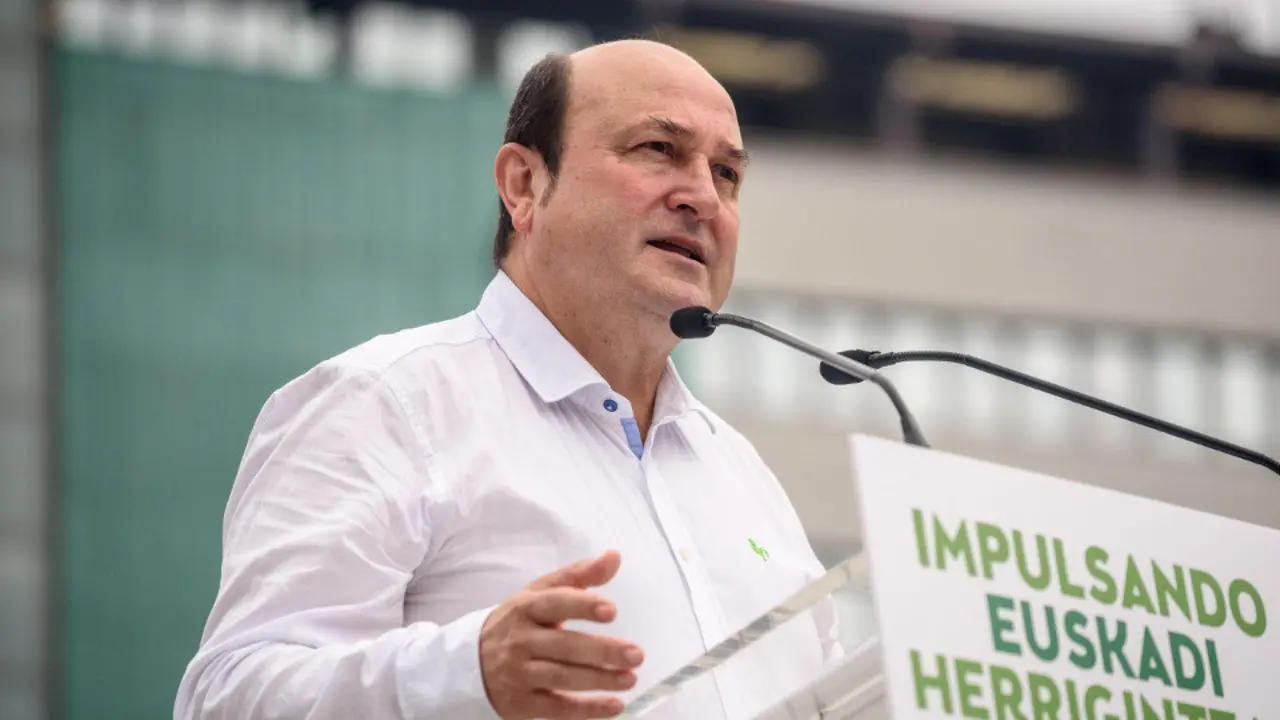 El presidente del PNV, Andoni Ortuzar, en un acto celebrado este sábado. JAVIER ZORRILLA (EFE)