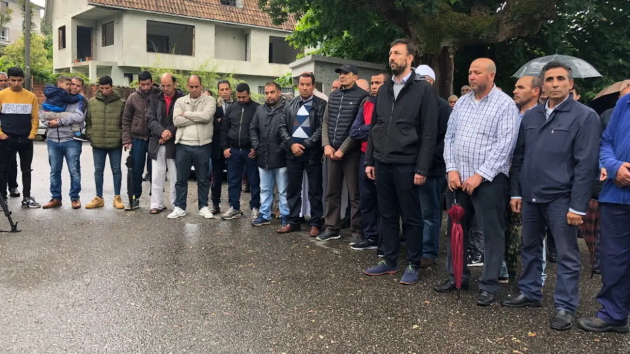 Homenaje en Tui a las víctimas mortales de la explosión. EP