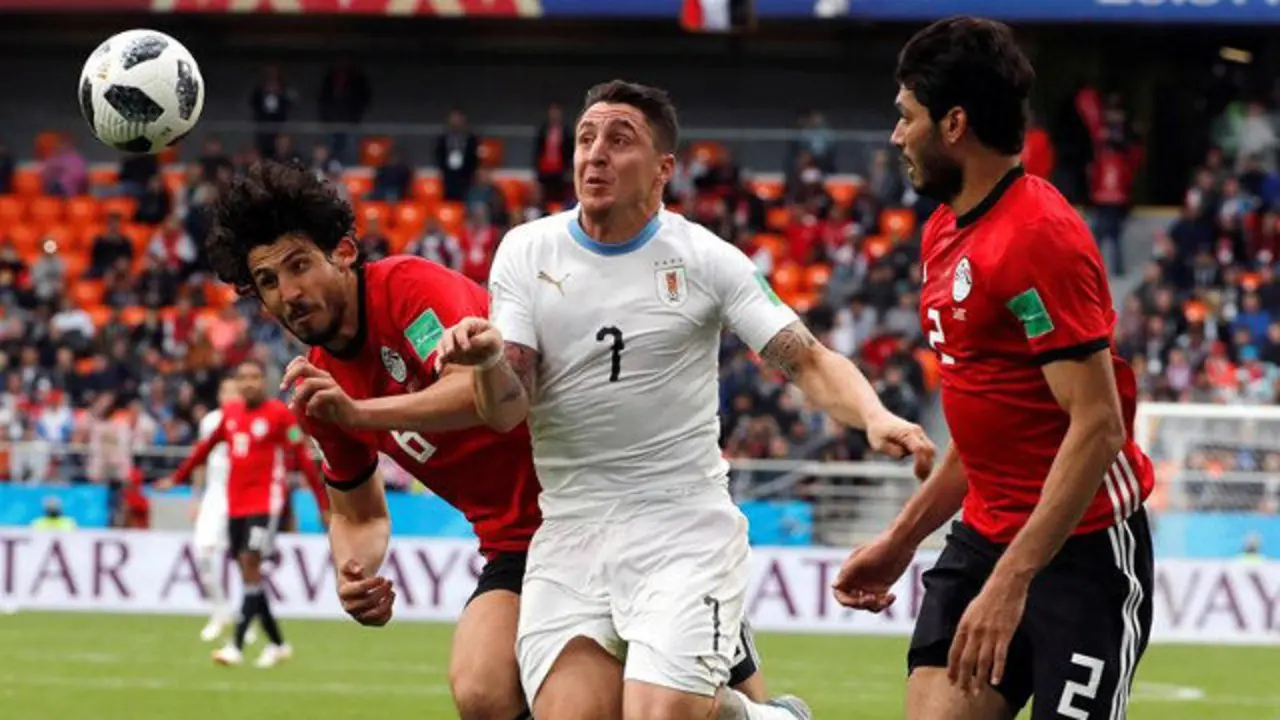 Un lance del Uruguay-Egipto. KIKO HUESCA (EFE)