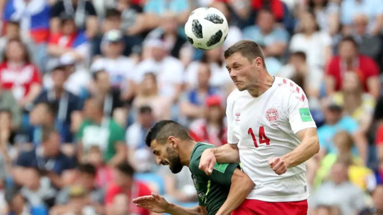 Un momento del Dinamarca - Australia. TATYANA ZENKOVICH (EFE)