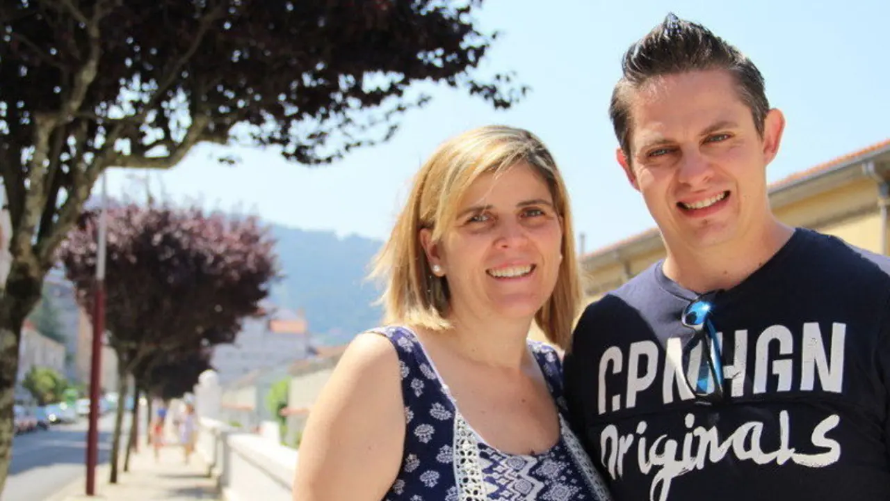 A parella, en Marín. C. NEIRA