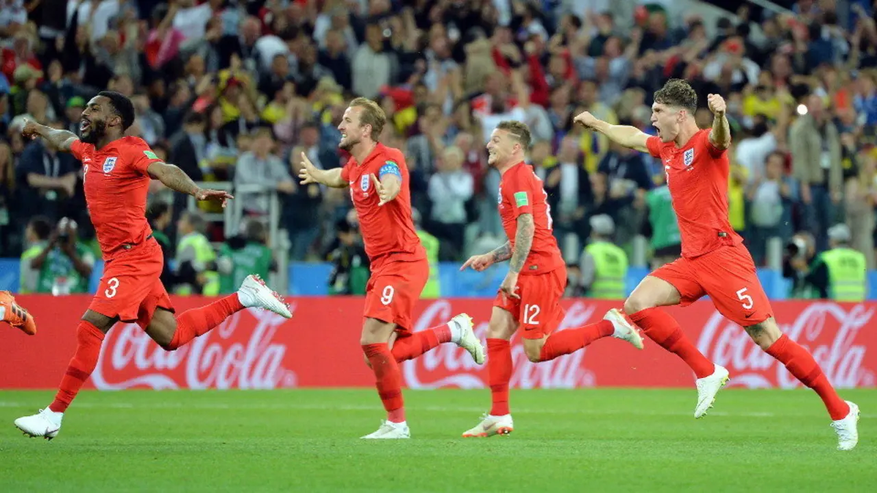 Jugadores ingleses celebrando la victoria. PETER POWELL (EFE)