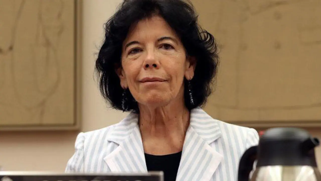 La ministra Celaá EFE