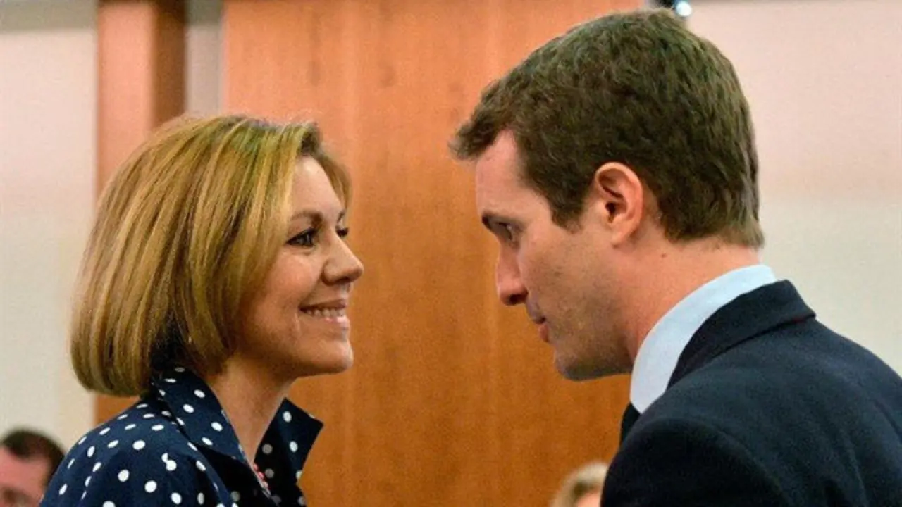 María Dolores de Cospedal y Pablo Casado. EFE