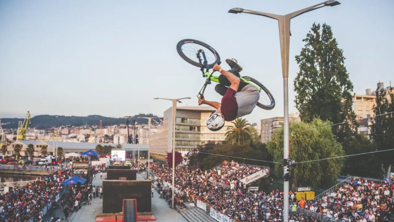 Uno de los participantes en la pasada edición del evento urbano. DP