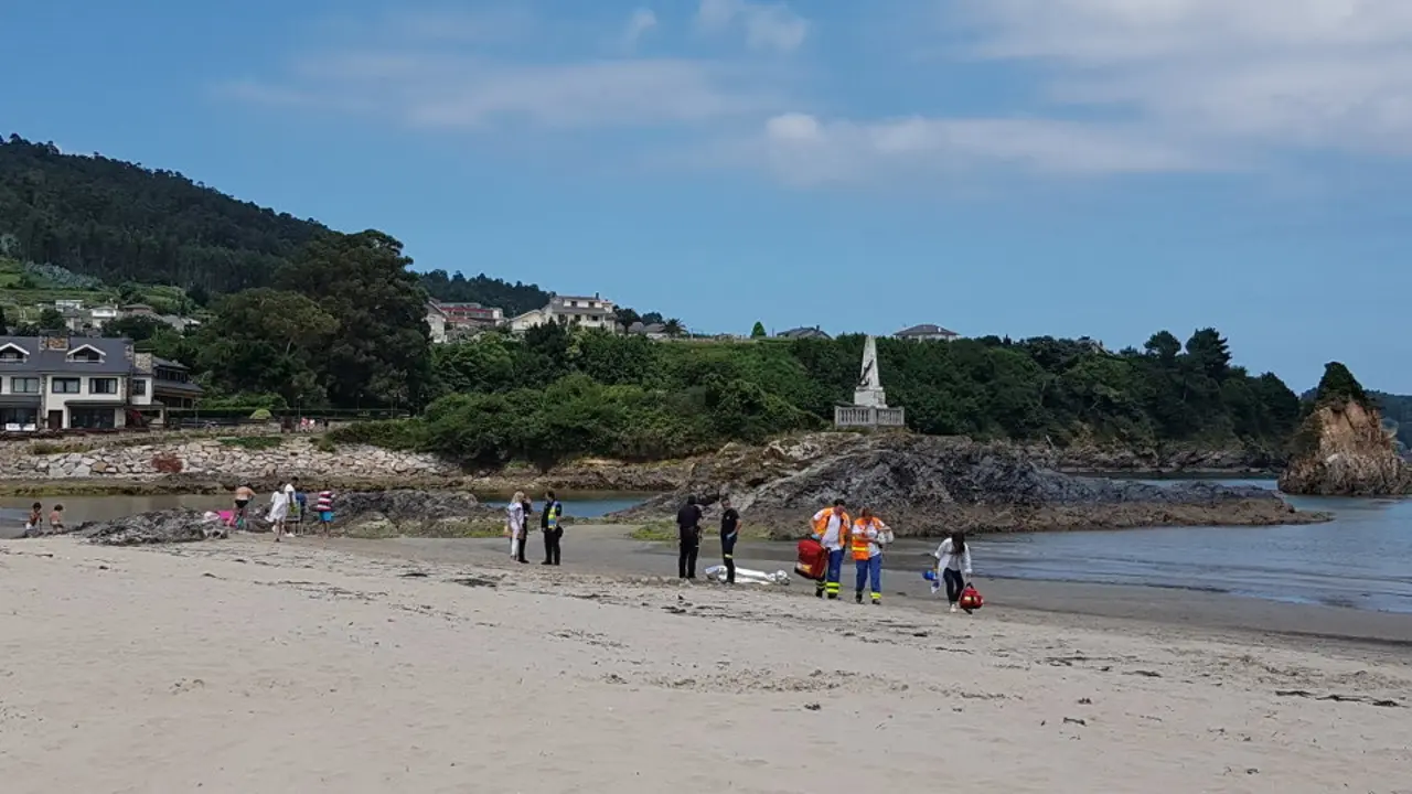 Un fallecido en la playa de Covas. ANTÍA