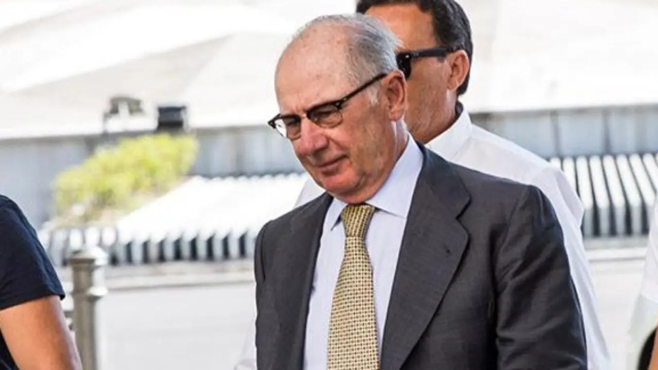 Rodrigo Rato, a su llegada a los juzgados. RODRIGO JIMÉNEZ (EFE)