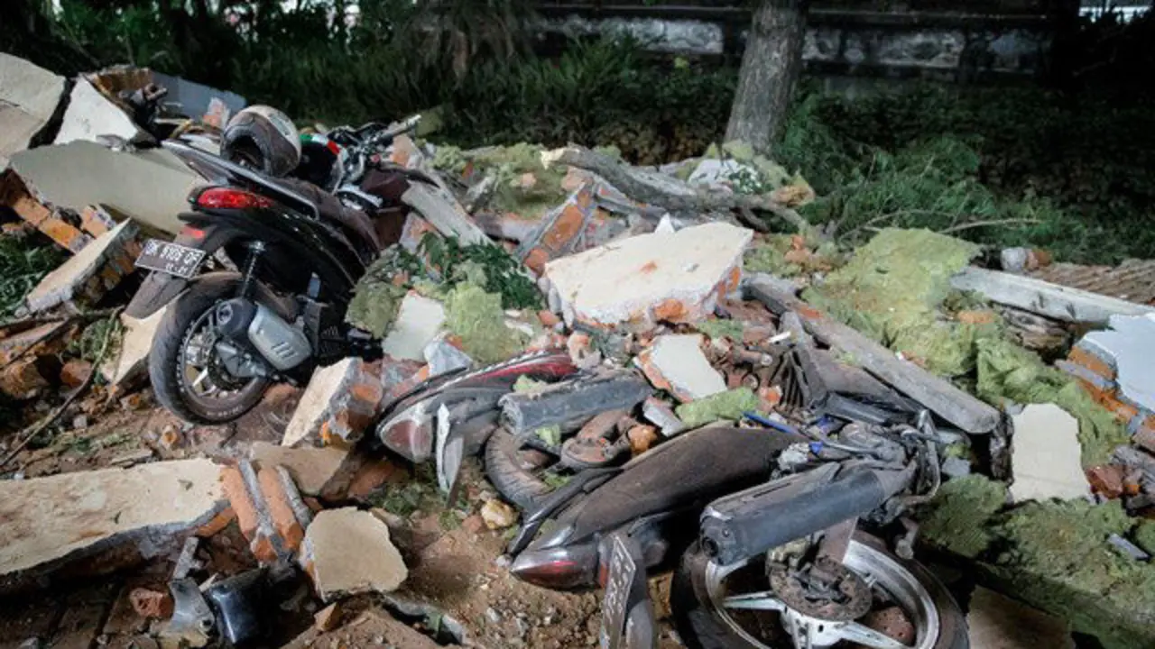 Daños causados por el seísmo. EFE