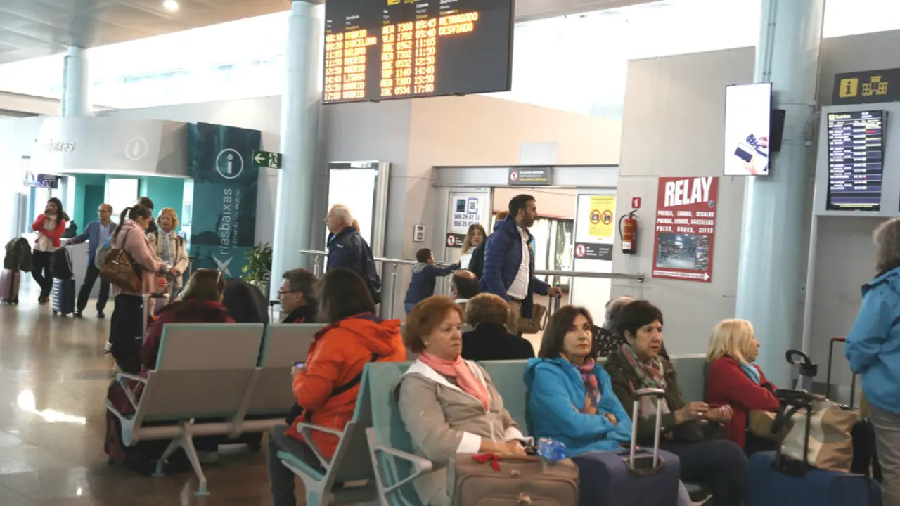 Aeropuerto de Peinador. AEP