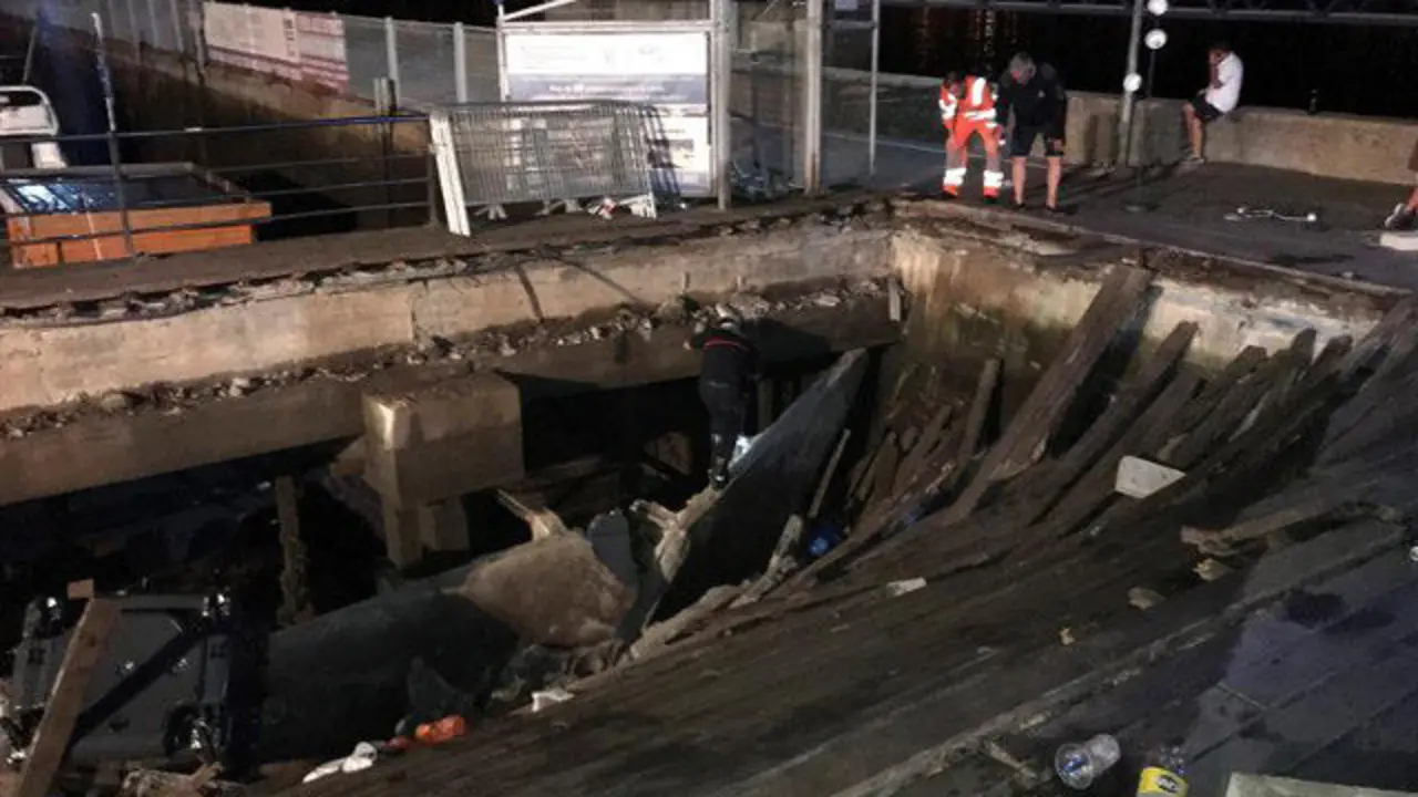 O Marisquiño, al borde de la tragedia. SALVADOR SAS (2)