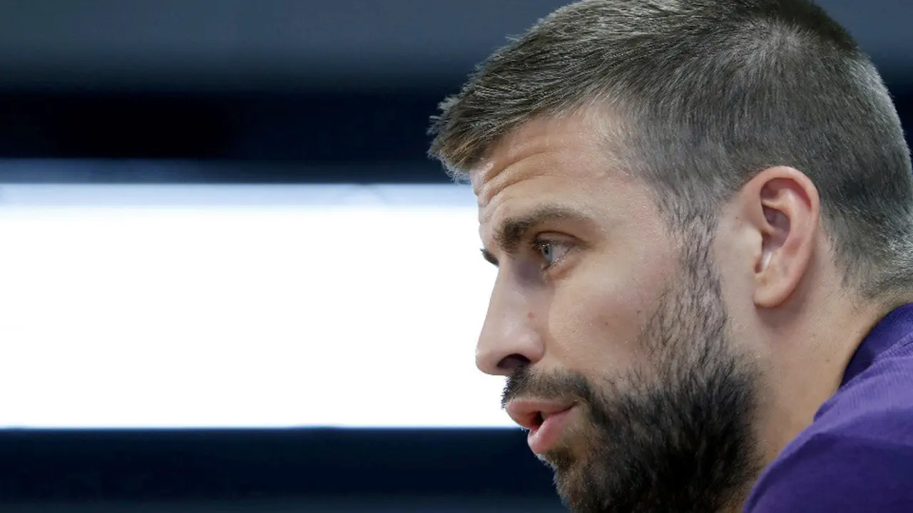 Gerard Piqué, en rueda de prensa. ANDREU DALMAU (EFE)