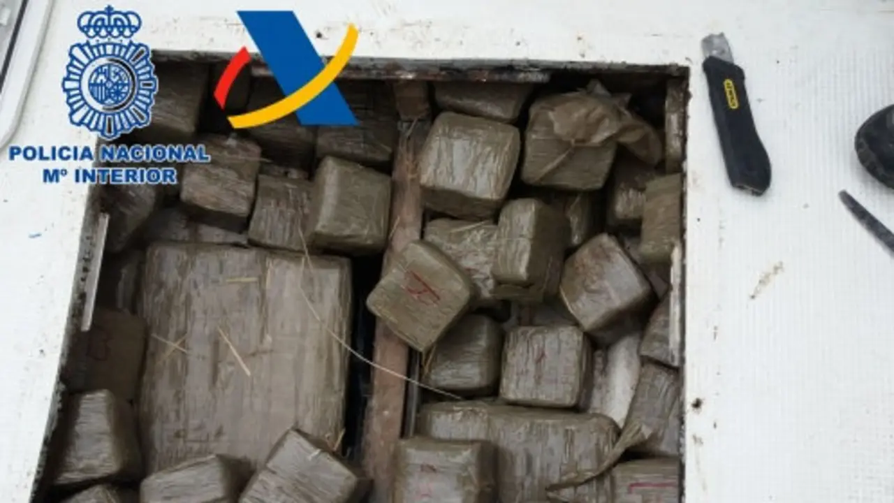 Parte de la droga incautada en Canarias. POLICÍA NACIONAL