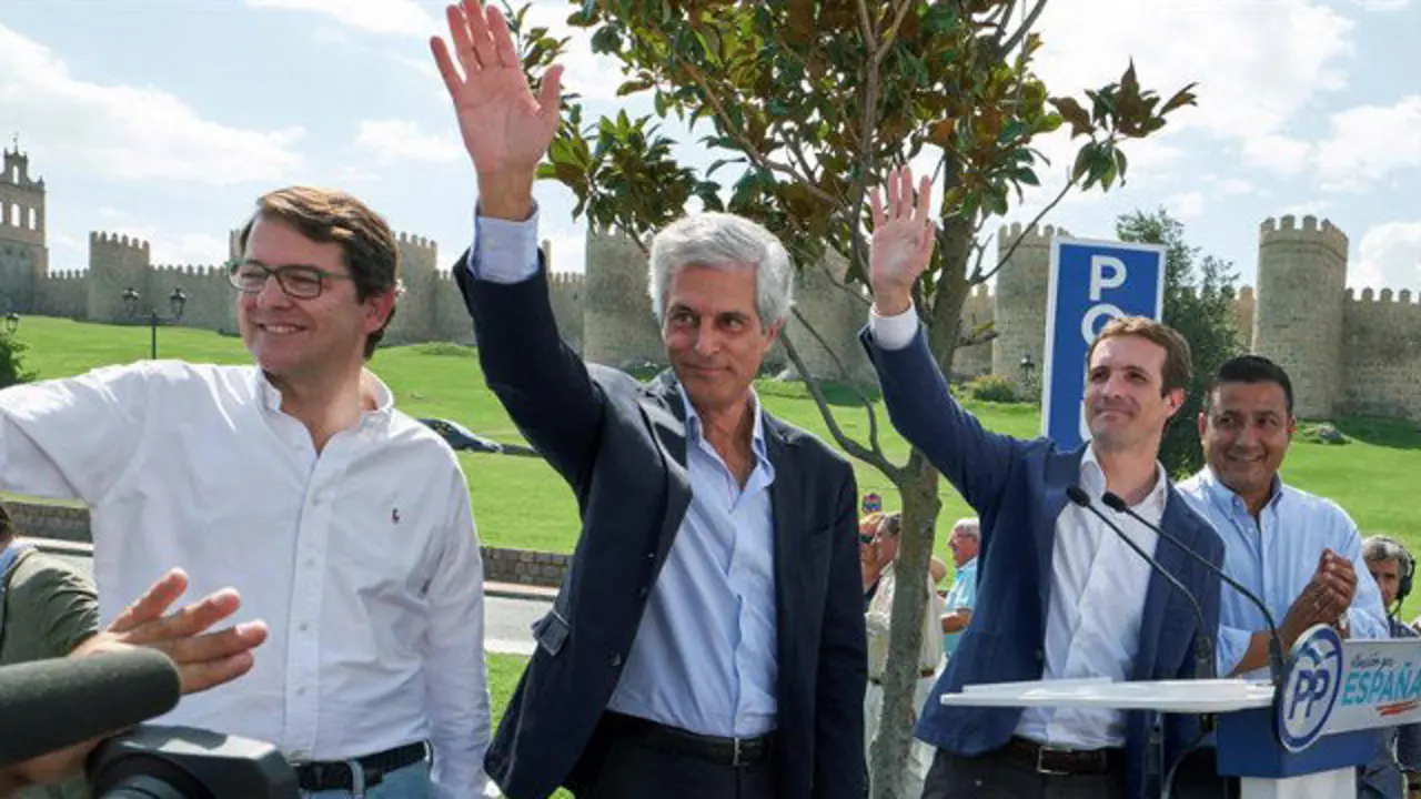 Suárez Illana y Casado, en Ávila. RAÚL SANCHIDRIÁN
