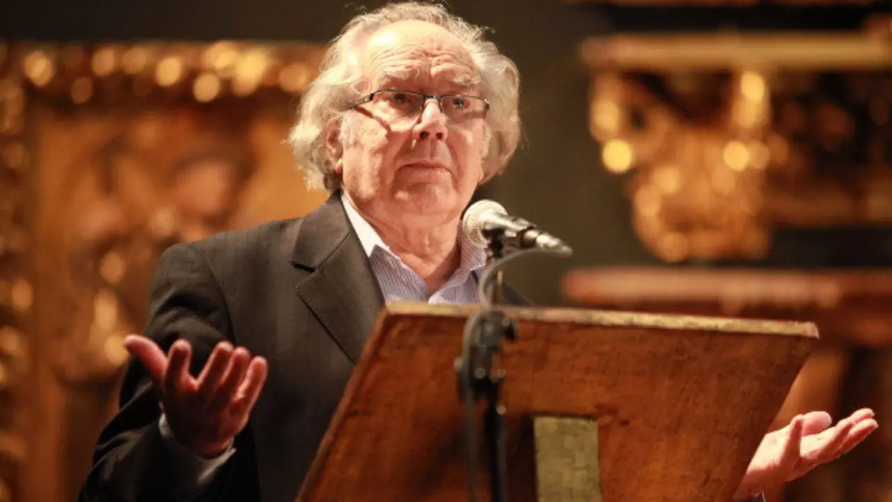 Pérez Esquivel dando una charla en México SÁSHENKA GUTIÉRREZ