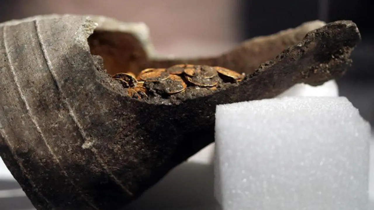 Monedas de oro halladas en Italia