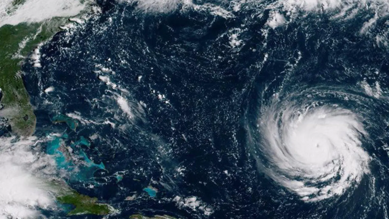 El huracán Florence se aproxima a los Estados Unidos. EFE