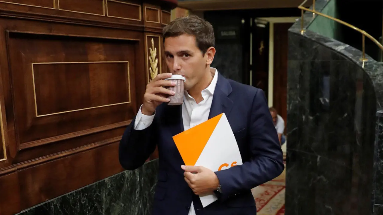 El presidente de Ciudadanos, Albert Rivera , en el Congreso. JUAN CARLOS HIDALGO (EFE)