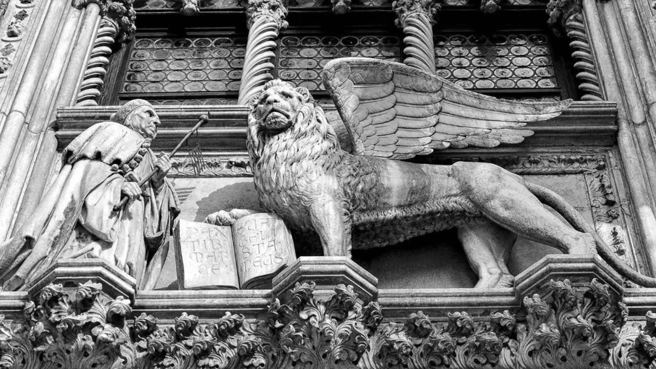 Os homes e as pedras