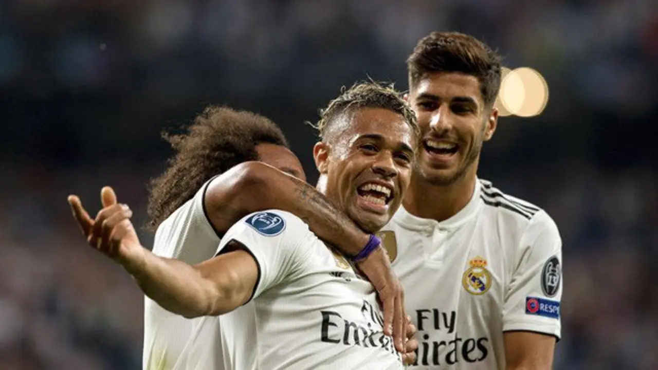 Mariano celebra su gol. RODRIGO JIMÉNEZ (EFE)
