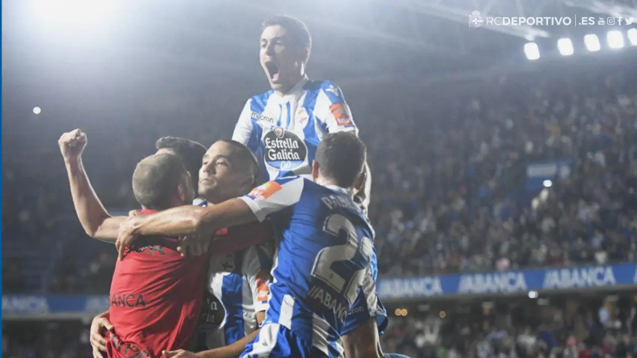 Los jugadores del Deportivo celebran un gol. TWITTER (@RCDEPORTIVO)