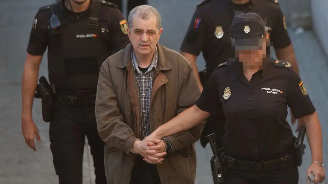 Miguel Rosendo, a su llegada a la sede judicial. DP